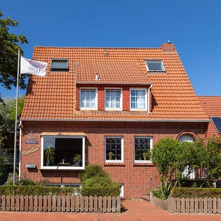 Toewerland 3 アパート