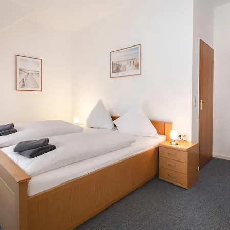 Toewerland 3 アパート *